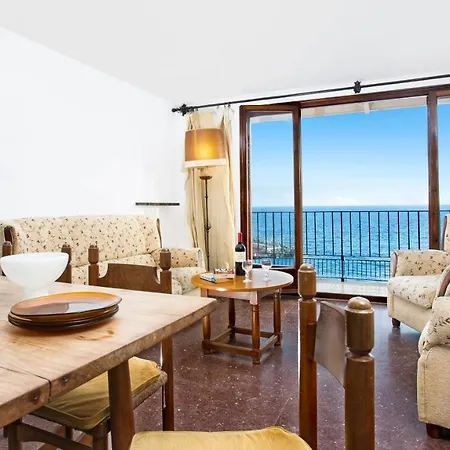 Apartment- Pruneda Daire Llafranc