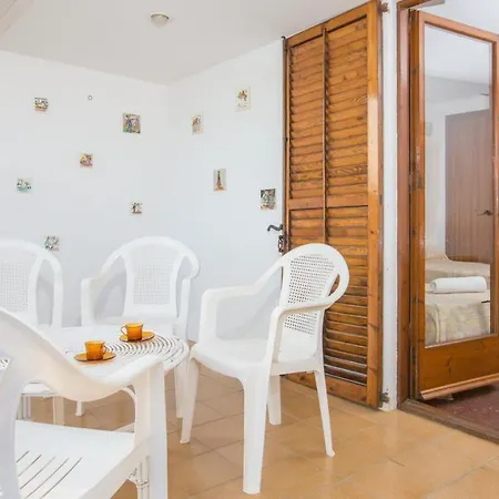 Daire Apartment- Pruneda Llafranc